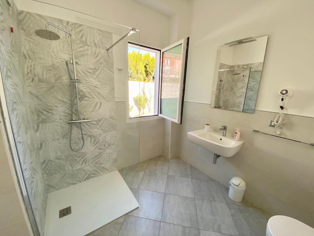 Tigrillo Bed&Breakfast Olbia Kültér fotó