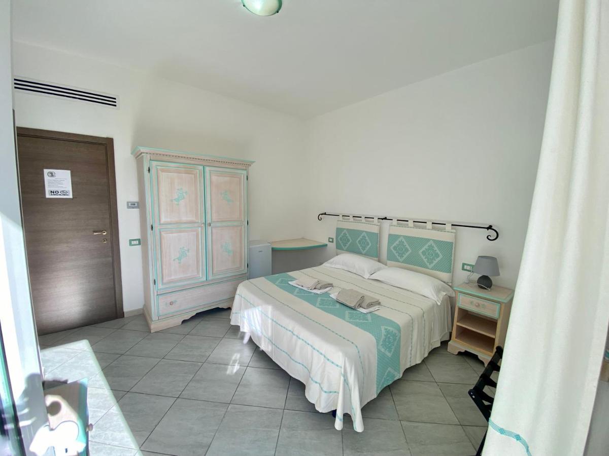 Tigrillo Bed&Breakfast Olbia Kültér fotó