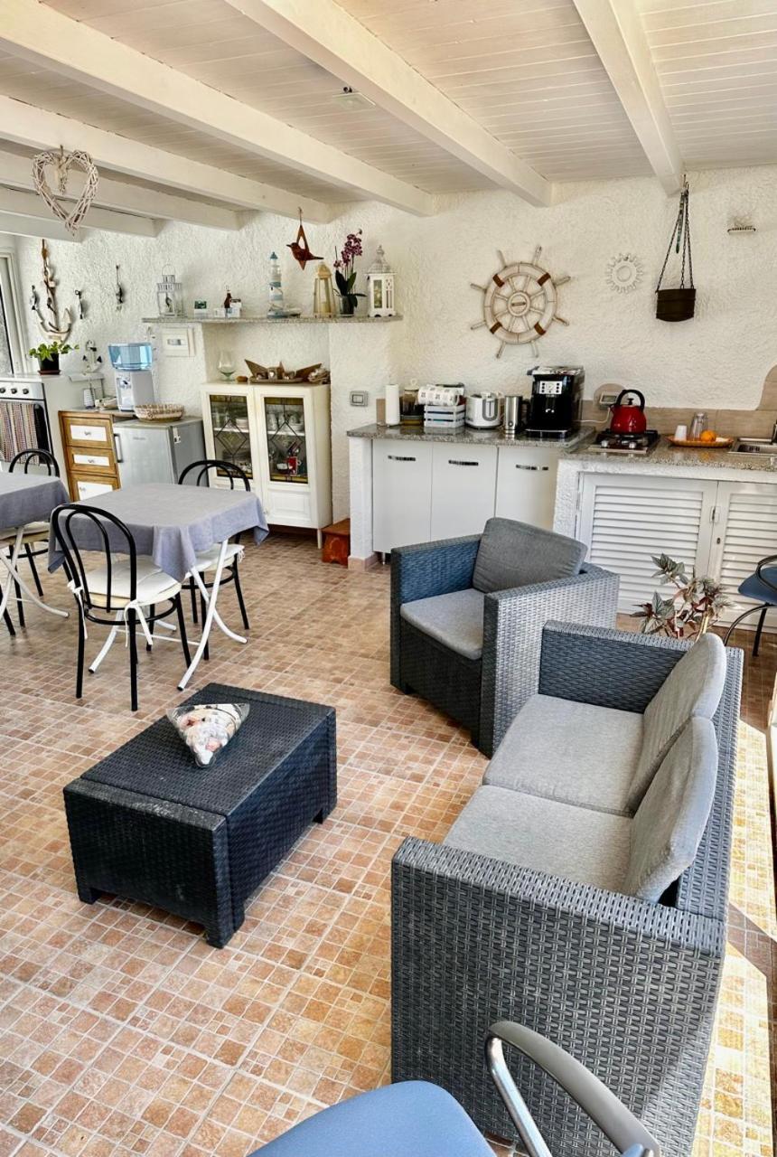 Tigrillo Bed&Breakfast Olbia Kültér fotó